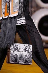 Details at Burberry RTW Spring 2020
