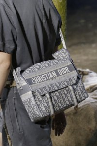 Details at Dior RTW Spring 2020