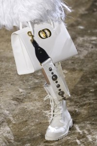 Details at Dior RTW Spring 2020