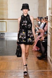 Giambattista Valli RTW Spring 2020
