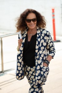 Fashion Week Street Style Spring Outfit Ideas NYFW 2020