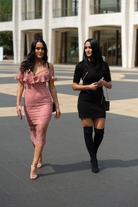 Fashion Week Street Style Spring Outfit Ideas NYFW 2020