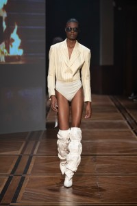 Unravel RTW Spring 2020