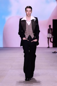 Louis Vuitton RTW Spring 2020