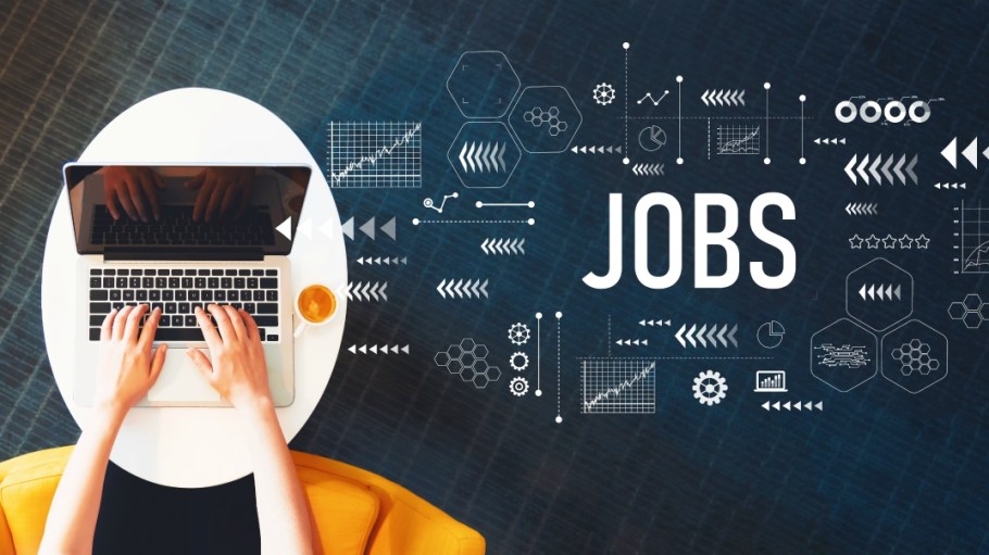 Retail hiring trends have indicated which merchants have scaled their online presence, which also seem to correlate with sales trends.