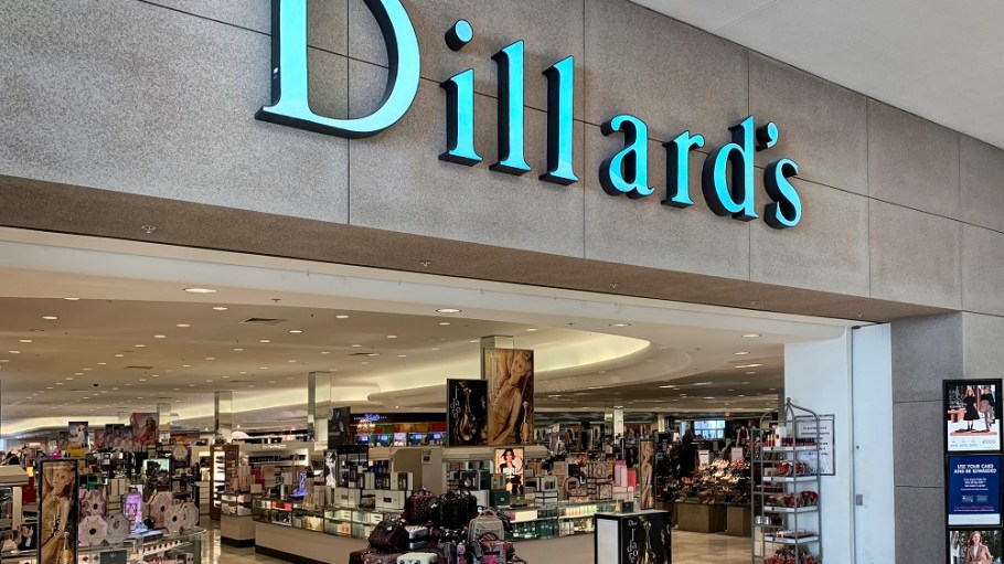 Dillard’s isn’t giving up the brick-and-mortar mantle, with upgrades in the works and a substantial improvement in gross margin in Q3.