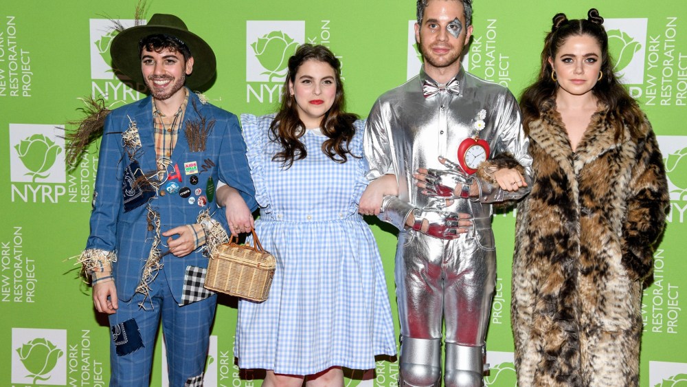 Noah Galvin, Beanie Feldstein, Ben Platt, and Molly Gordon