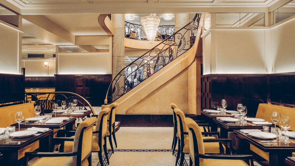 The Art Deco staircase at Drouant.