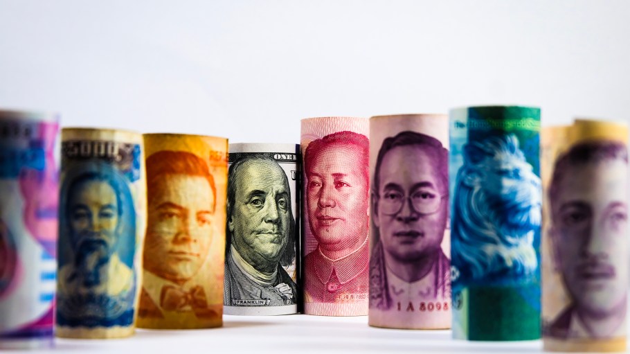UNCTAD says the US-China trade war has cost both sides billions of dollars, with the European Union, Mexico and Taiwan benefitting big.