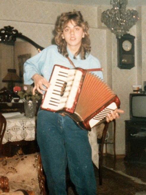 Aydan Tüzün, executive director of global sales and marketing at Naveena Denim Mills, shares a photo of herself in the ‘80s wearing denim.
