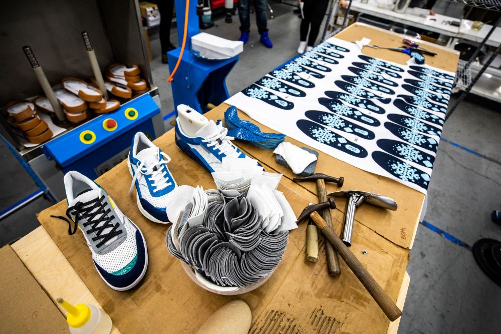 Mattress maker Serta seized on DJ Clark Kent's street style to launch the iC1 limited-edition sneaker with iComfort cooling technology.
