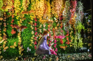 The window display at El Palacio de Hierro in Mexico.