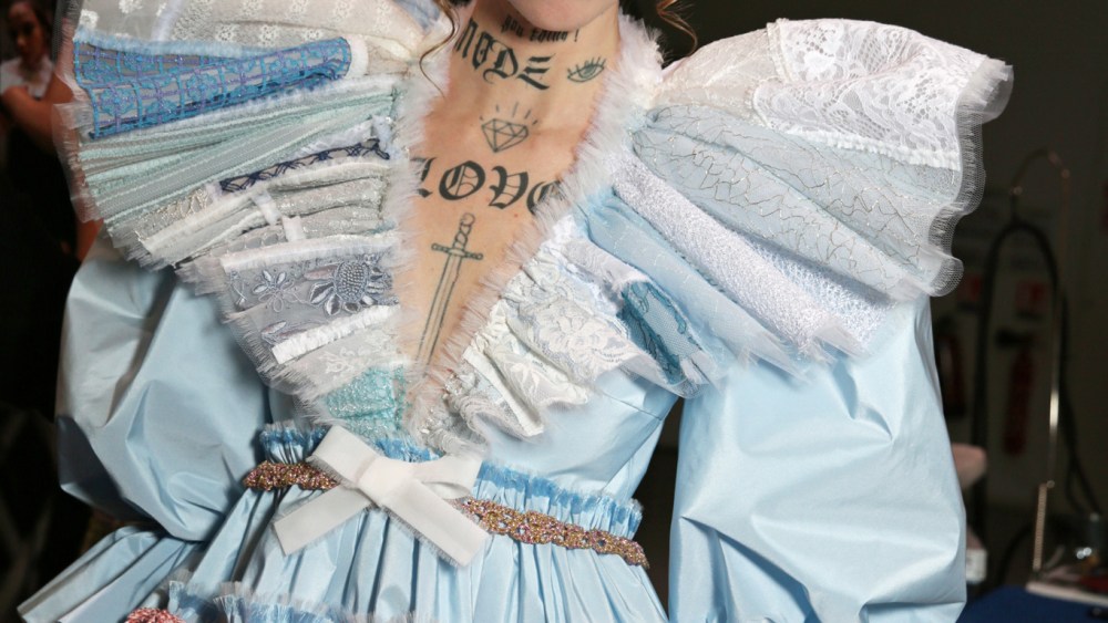 Viktor & Rolf Couture Spring Summer 2020