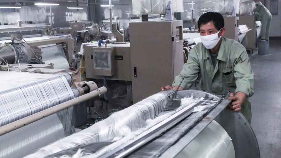 With the U.S.-China trade war already negatively affecting the Chinese textile industry, the coronavirus has now created more uncertainty.