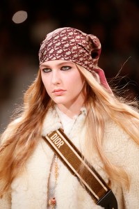 Details at Dior RTW Fall 2020