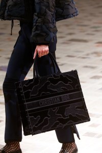 Details at Dior RTW Fall 2020