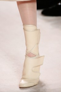 Details at Fendi RTW Fall 2020