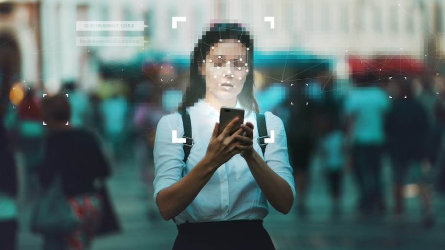 Episerver's online shopping survey uncovers a paradox between shoppers' desire for privacy while receiving personalized service.