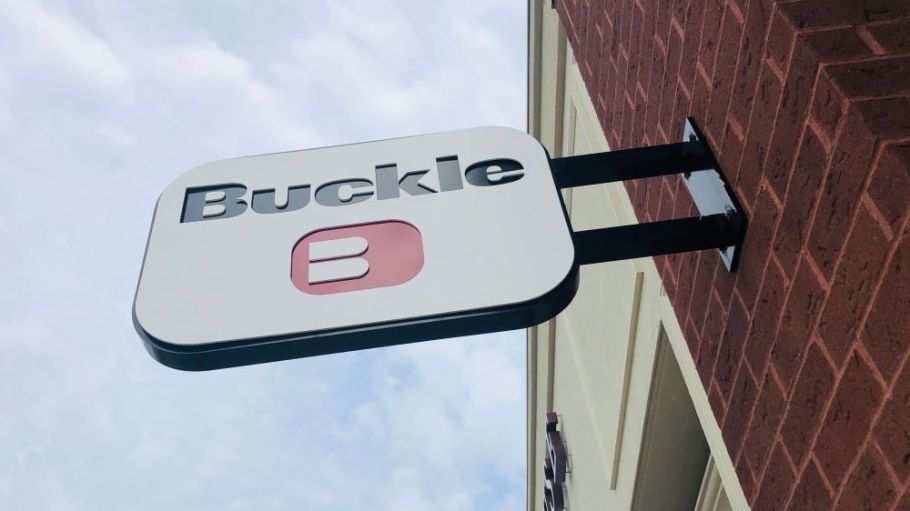 The Buckle Inc. reported strong Q4 and full fiscal 2019 earnings but warned of delays of up to four weeks for denim coming in from China.