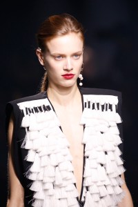 Details at Givenchy RTW Fall 2020