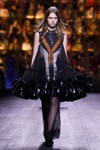 Louis Vuitton RTW Fall 2020