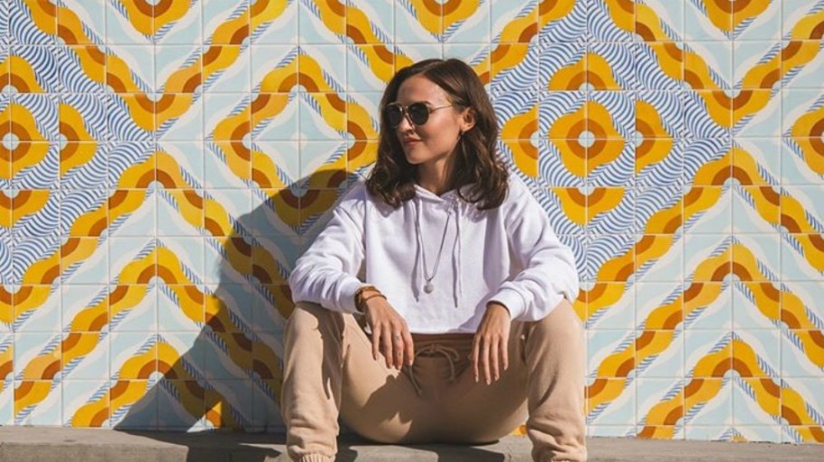 California fashion firms Ace Rivington and ComunityMade have new services to court consumers as the state revisits coronavirus restrictions.