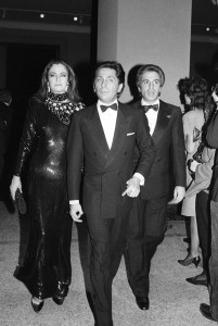 Giorgina Brandolini in Valentino, with the designer and Giancarlo Giammetti, 1983.
