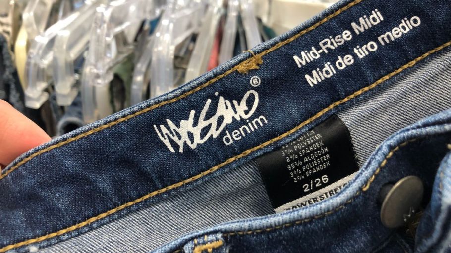 Iconix has new licensing deals for five home brands, and will expand six fashion brands into the home category for the first time.
