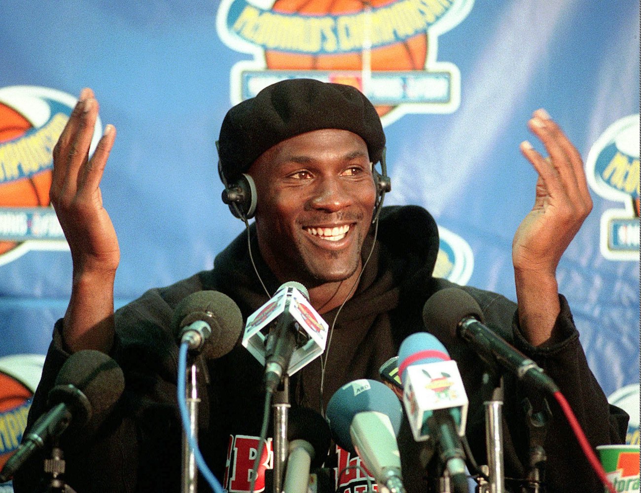 “The Last Dance” is driving fashion brands and consumers to emulate Michael Jordan's loose ’90s fits, according to Edited.