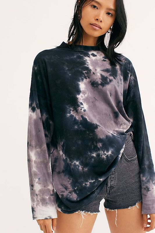 Rivet rounded up some of the best-selling tie-dye sweat sets that are guaranteed to put you in a cheery mood during quarantine.