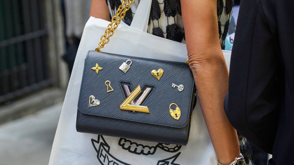 Street Style, bag detailStreet Style, Spring Summer 2020, Milan Fashion Week Men's, Italy - 15 Jun 2019Milan Fashion Week Men's
