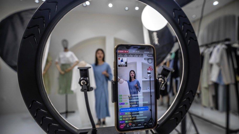 When the coronavirus outbreak forced shops in China to close, merchants could no longer rely on their customers coming to them. To keep sales afloat without the usual foot traffic, they decided to take their products directly to the customers via online live-streaming. The online retail market is one of the few sectors that has not suffered from the coronavirus pandemic, according to the Chinese Ministry of Commerce. E-commerce booming in China as retailers go online.
