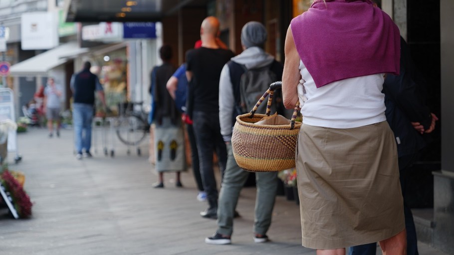 According to eMarketer’s latest forecast on U.S. retail sales including automotive and fuel, total retail sales will drop by 10.5 percent in 2020 to $4.89 trillion, even steeper than the 8.2 percent drop seen in 2009.