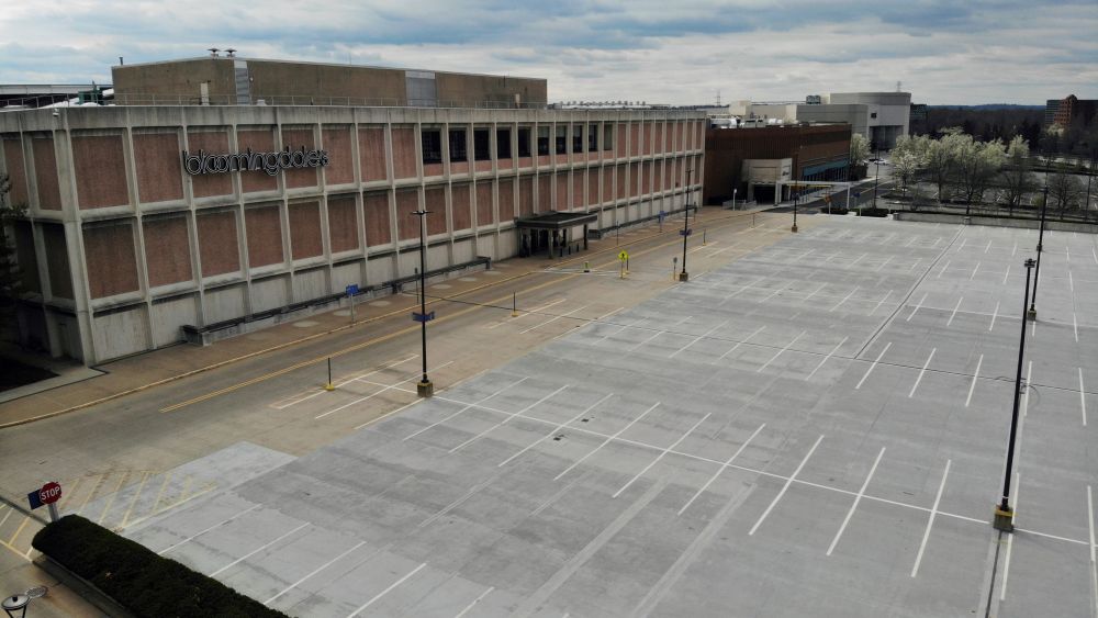empty parking lot Bloomingdale's The Mall at Short Hills