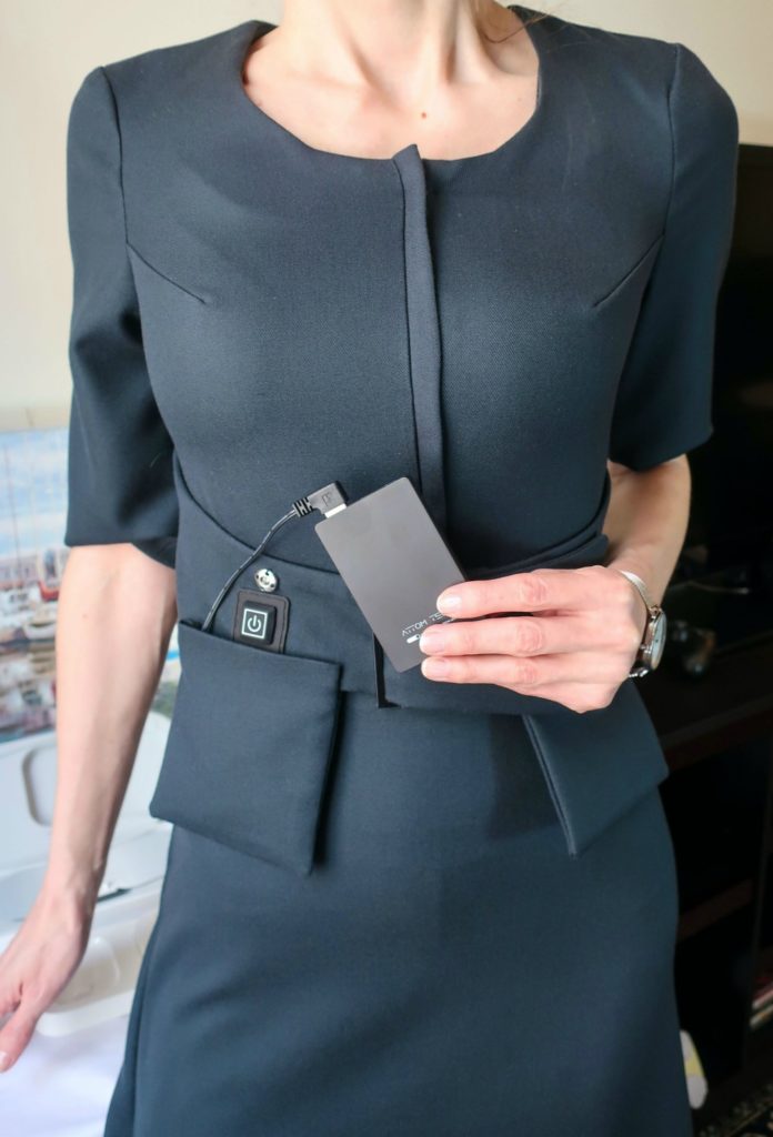 Elena Maris' dress incorporates thermotherapy, electrotherapy and massage technologies.