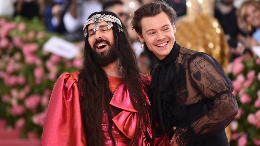 ThoThough Alessandro Michele’s fashion designs for Gucci have skewed gender-free, a new collection marks the brand's first gender-fluid line.ugh Alessandro Michele’s designs for Gucci have skewed gender-free, a new collection marks the brand's official gender fluid line.