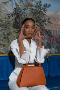 A look from USISI SISTER