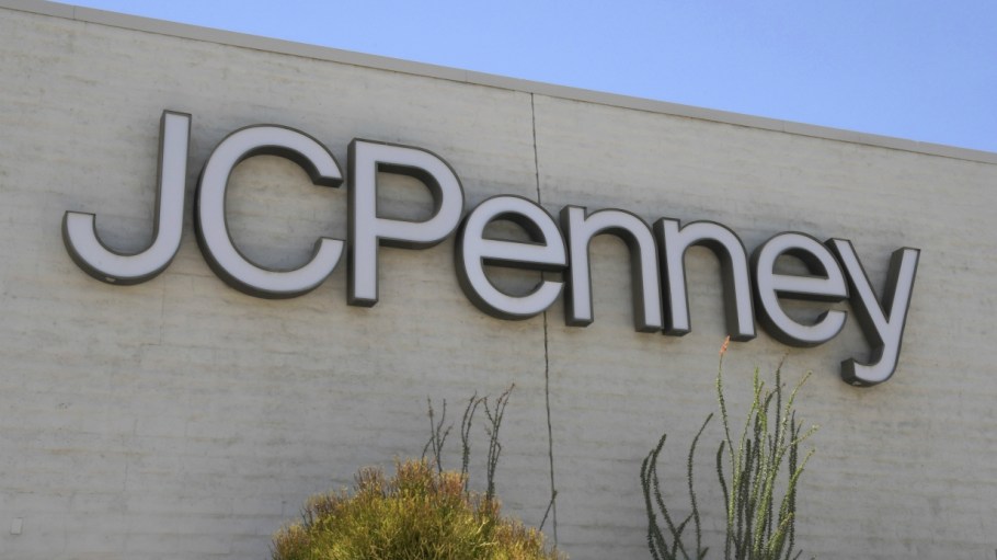 Talks with possible bidders at a stalemate, leaving JPC lenders' only option to credit bid for the assets to save the company and 70K jobs.