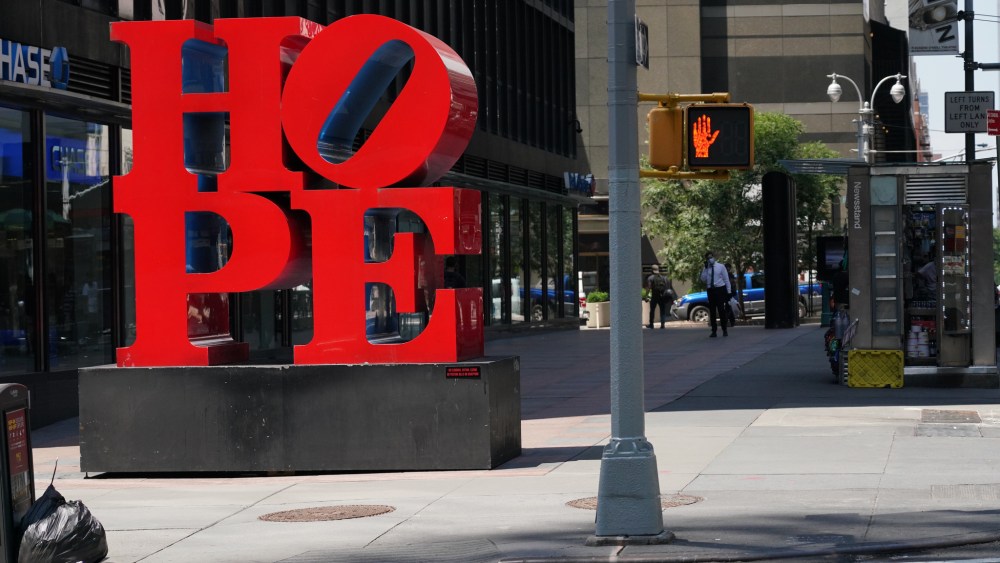 Robert IndianaÕs ÒHopeÓ sculpture in midtown Manhattan.