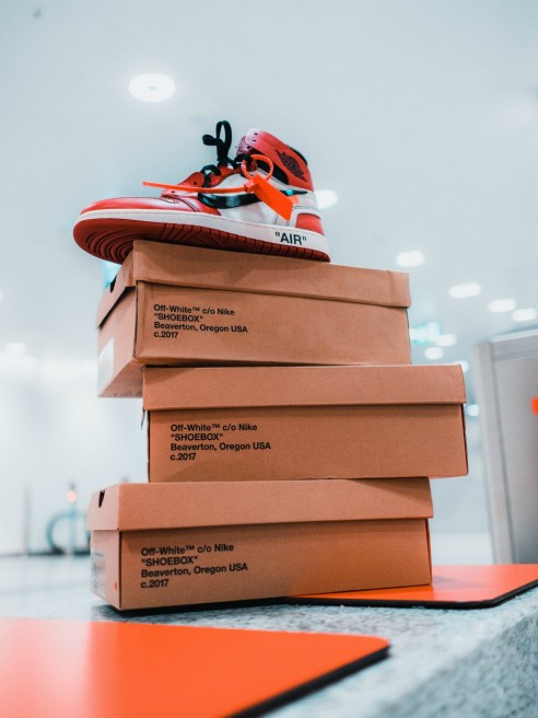 Retail groups are banding together to urge lawmakers to take on counterfeits on third-party marketplaces like Amazon.