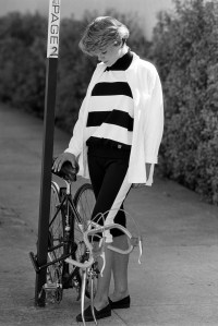 Model wearing an outfit from the Esprit spring 1987 ready to wear collection on September 23, 1986.