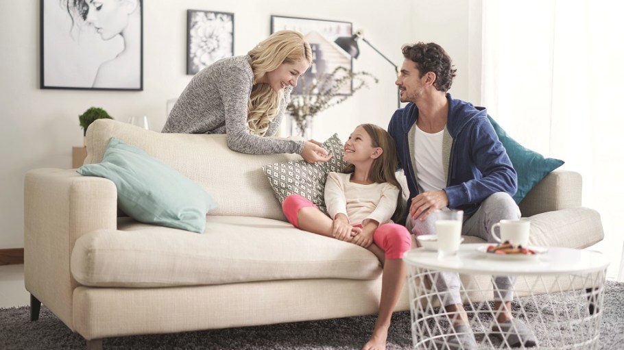 Greater collaboration in sustainability efforts is needed between the clothing and home textile industries, a new Lenzing's survey showed.