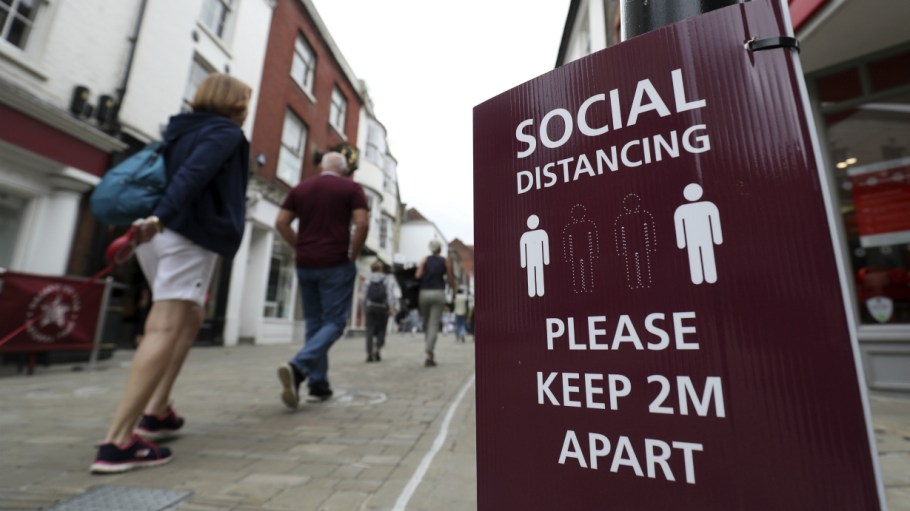A study from the British Retail Consortium and KPMG said online orders helped U.K. retail sales grow 3.9% in August amid footfall declines.