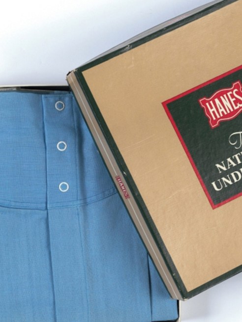 Hanesbrands set new 2030 environmental goals that include addressing the use of sustainable raw materials in products and packaging.