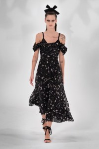 Giambattista Valli RTW Spring 2021