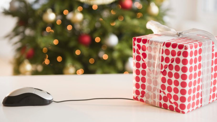 FTI Consulting says U.S. online sales growth will reach 25 percent to $748 billion, well surpassing pre-pandemic forecasts of $677 billion.