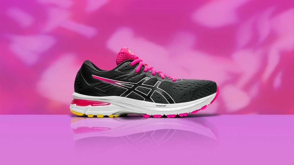 In addition to triple-digit online growth, Asics saw “several promising trends” in the performance running and athleisure categories.