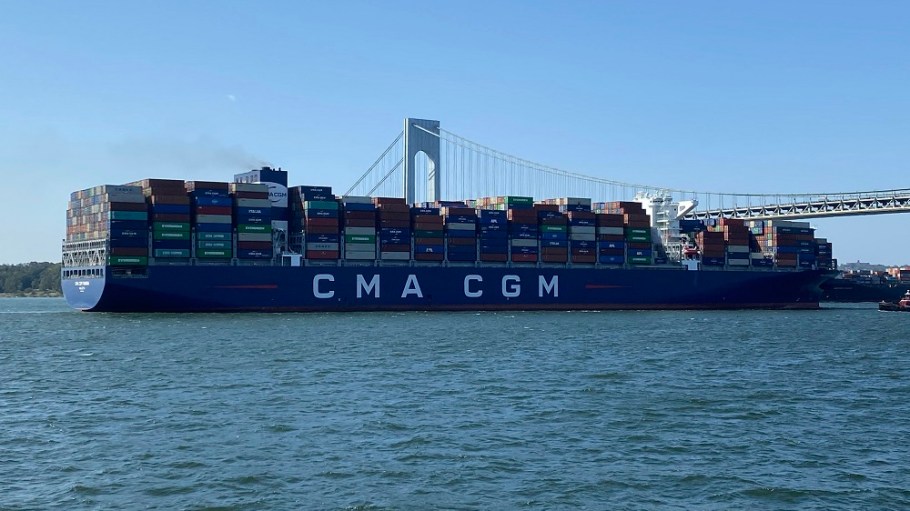 Imports saw their busiest peak season on record this summer and fall as retailers replenished inventories and stocked up for the holidays.