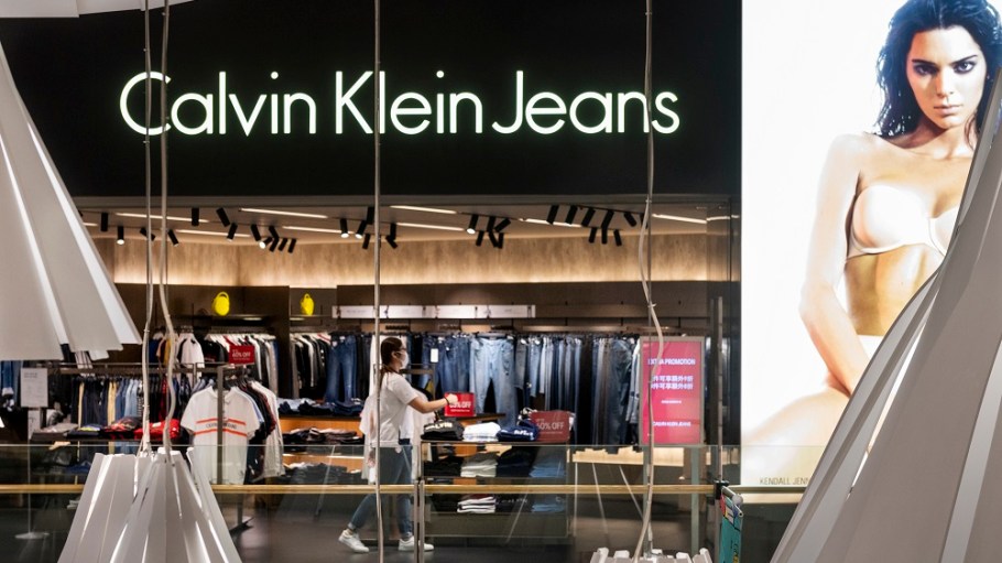 PVH turned a profit in the third quarter after a $2 million Q2 loss, but projects a 20 percent fourth quarter year-over-year decline.