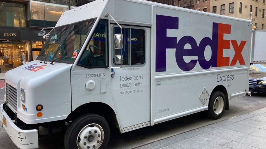 FedEx Corp. has agreed to acquire ShopRunner, an e-commerce platform that connects online shoppers with merchants and brands.